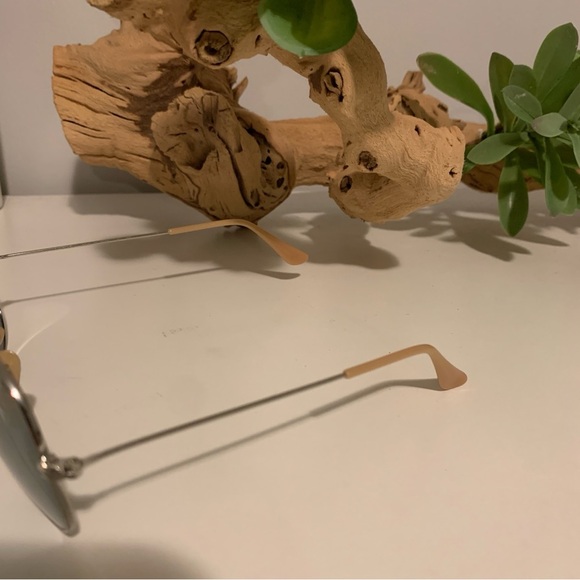 Ray Ban RB3026 Transparent Aviator Small Metal II Sunglasses - Picture 5 of 7